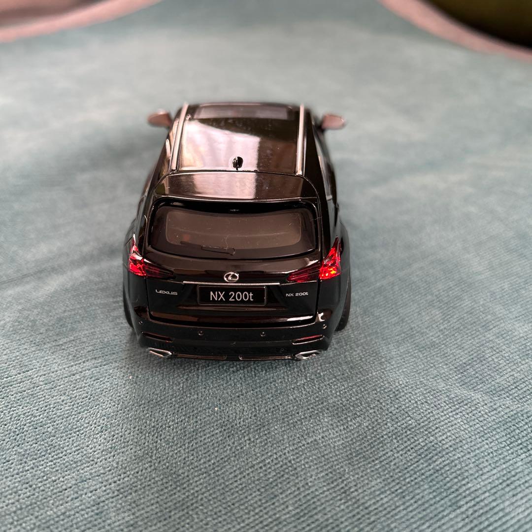 Lexus NX 200t ミニカー ブラック