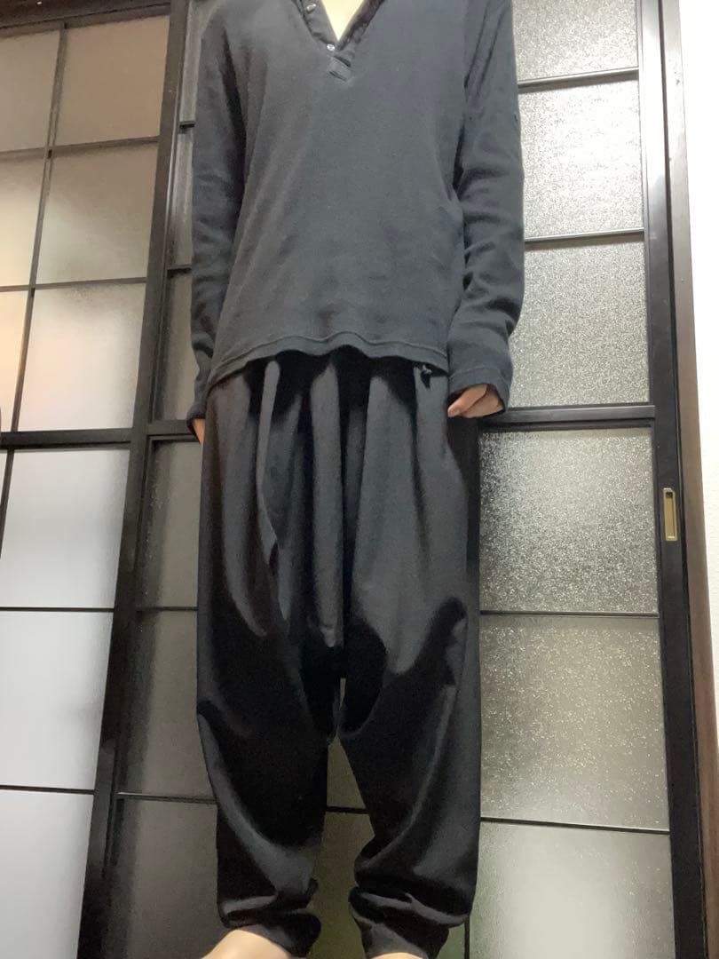 な*な様 Y’s ワイズ　ブラックサルエルパンツ　黒