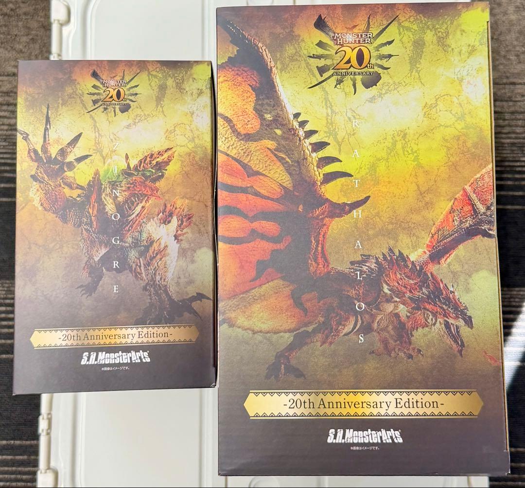 新品 S.H.モンスターアーツ ジンオウガ・リオレウス 20thアニバーサリー