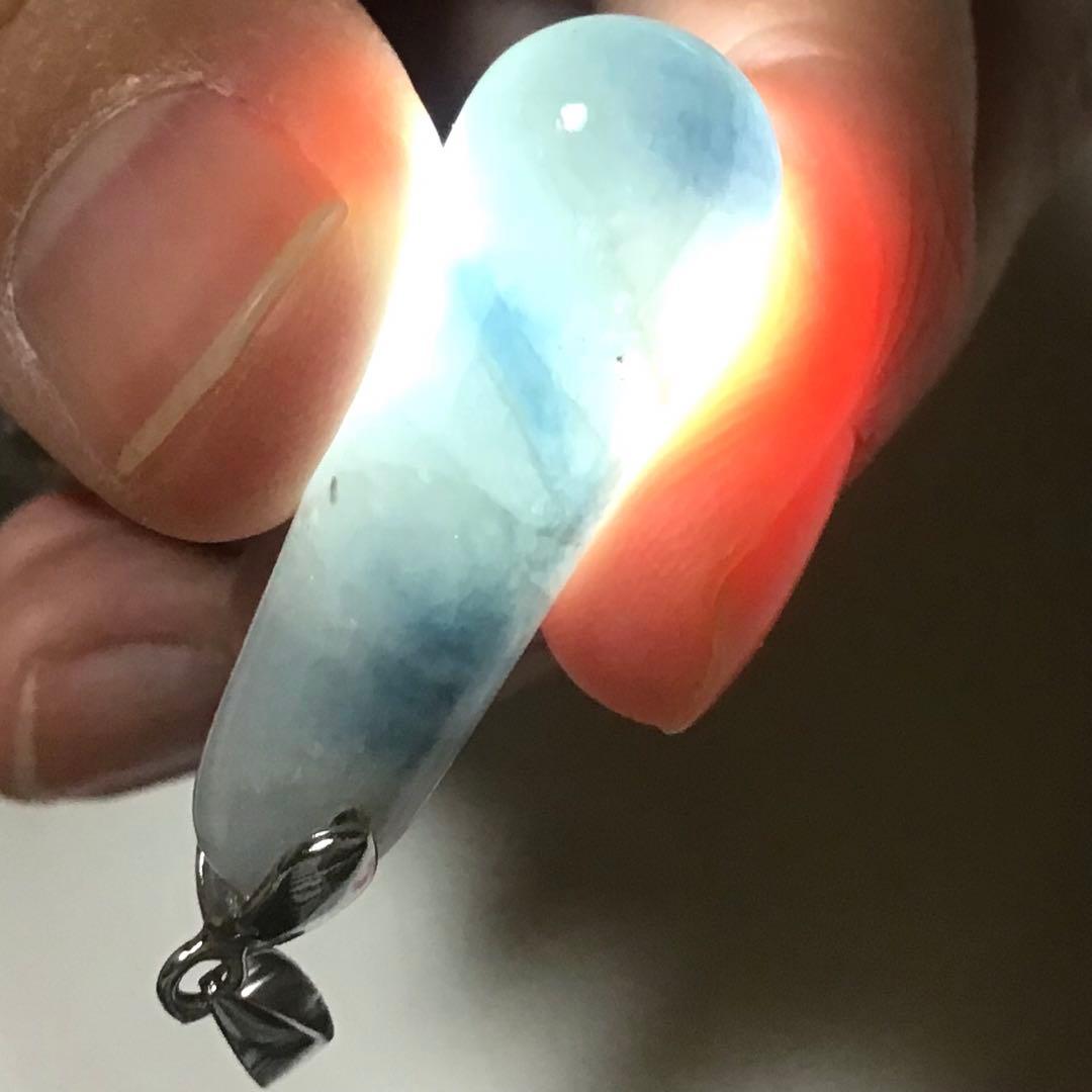 コン沢翡翠　ペンダントトップ　雫型