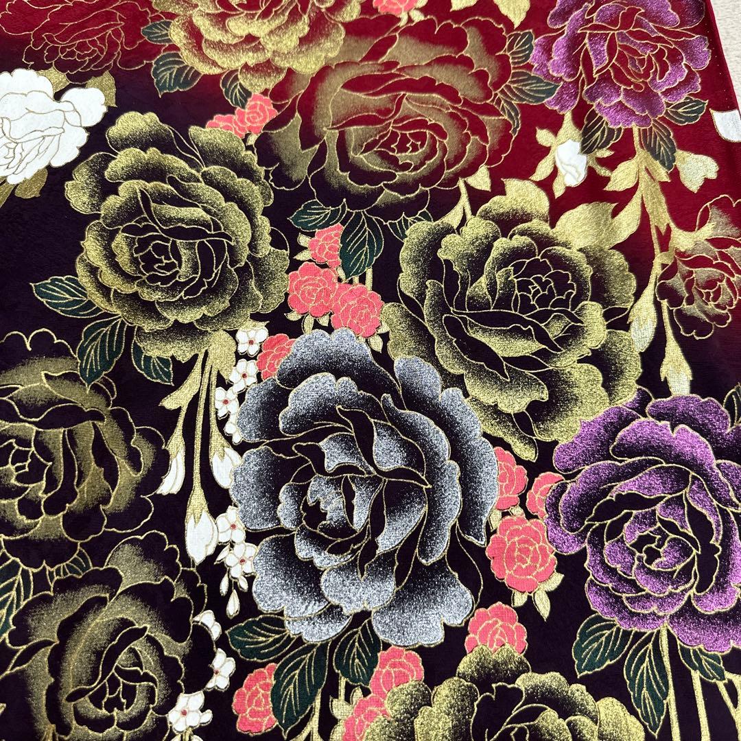桂由美 落款あり 薔薇 蝶 ラインストーン 赤×紫×金 振袖