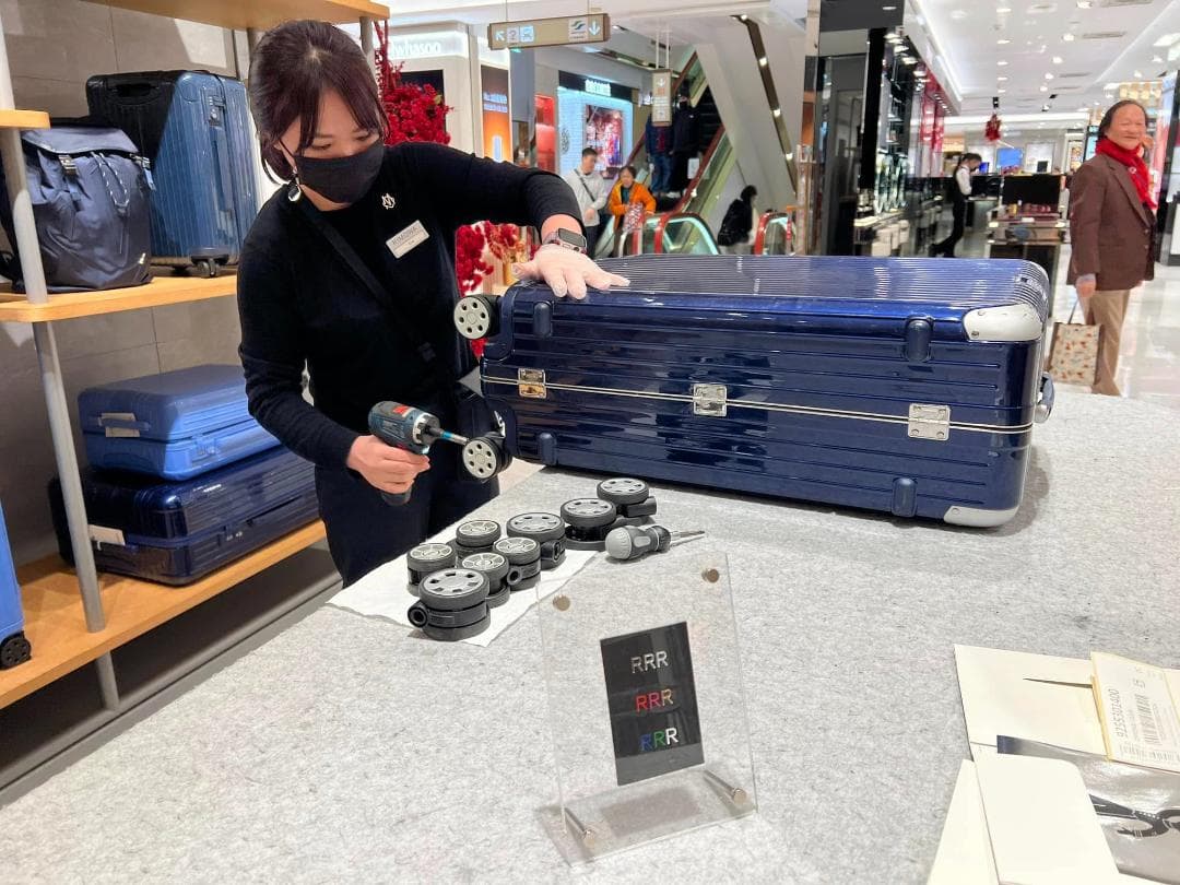 リモワ RIMOWA 純正 ホイール 50mm 四点セット