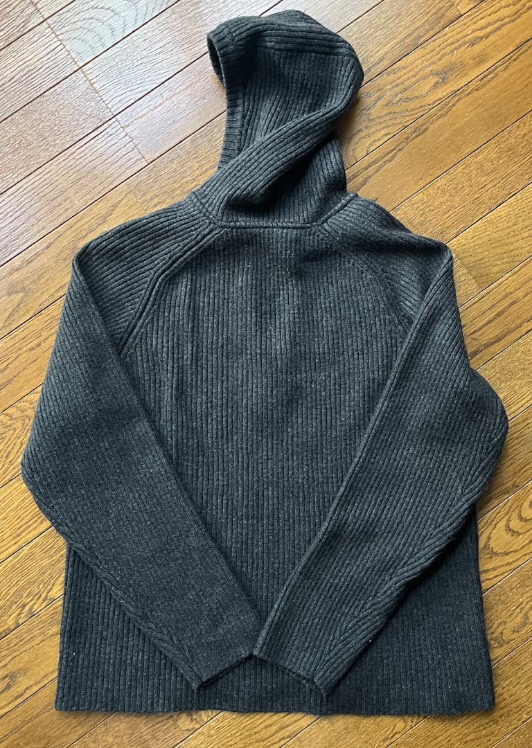 Triple Aught Designウールパーカー