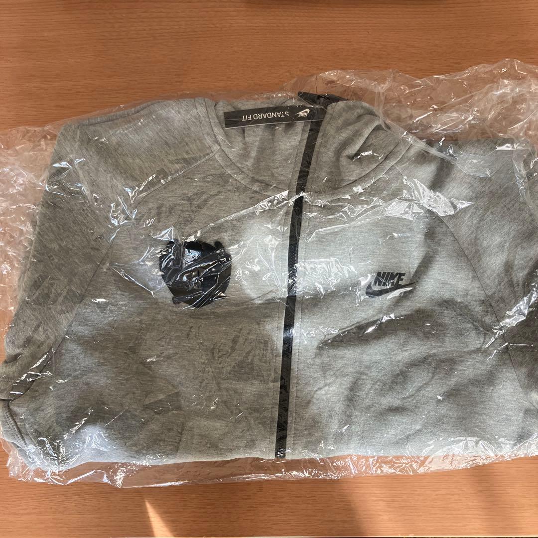 鹿島アントラーズ　Nike フルジップ グレー パーカー