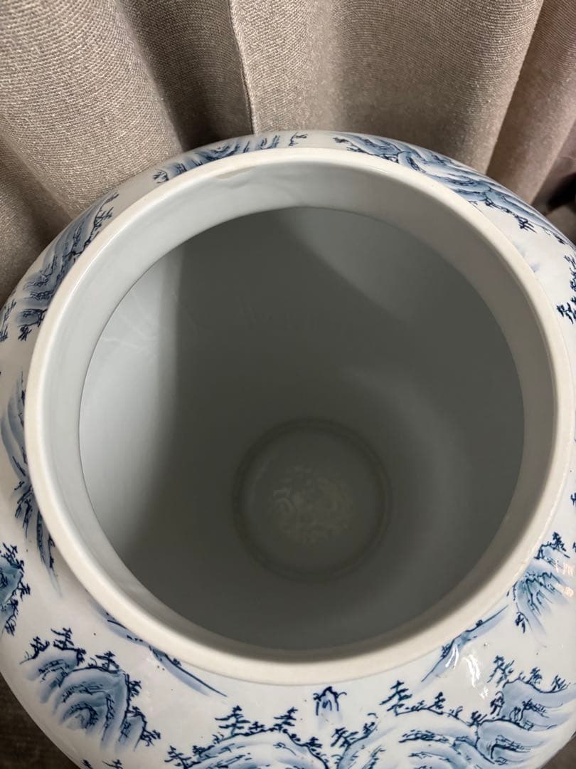 【有田焼　金龍窯　‼️】山水飾壷　沈香壺　　大壷骨董品 飾壺 置物 古美術品