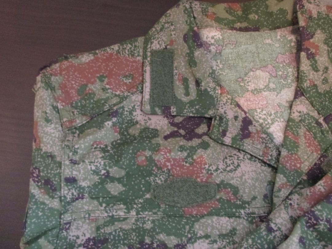 未使用　中国軍　21式　星空迷彩　上下セット　サイズS　軍服　迷彩服