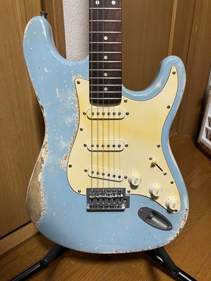 ノーブランド エイジド ストラトキャスター 音出し確認済み