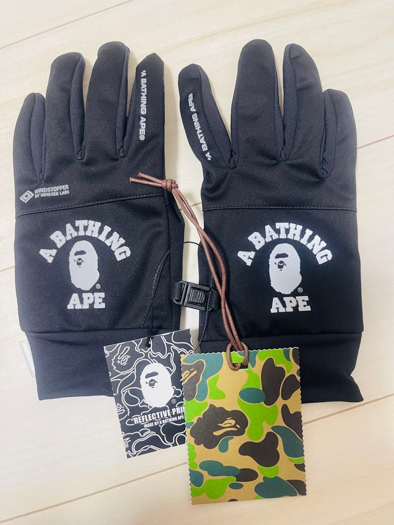 A BATHING APE GLOVE 手袋　ape