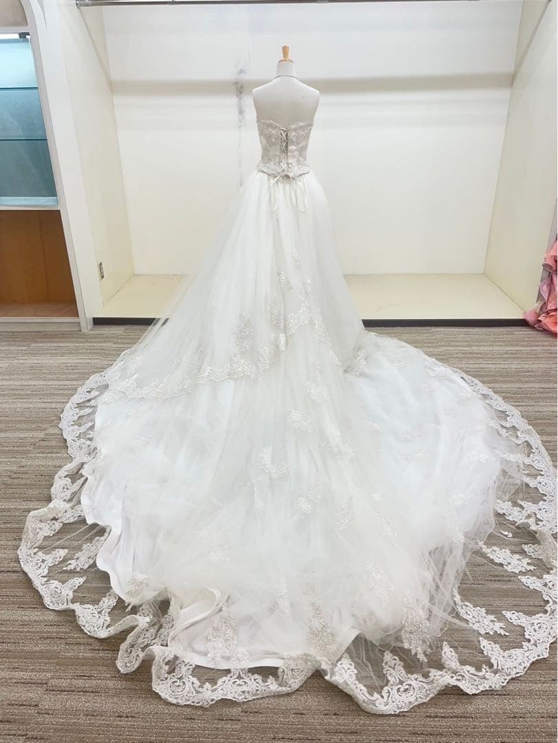 桂由美　ウェディングドレス　ホワイトドレス　白いドレス　発表会　結婚式