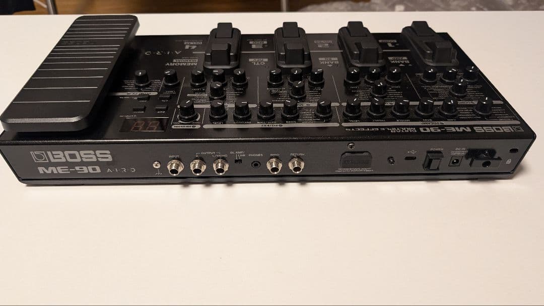 【値下げ交渉OK】BOSS ( ボス ) ME-90 マルチエフェクター