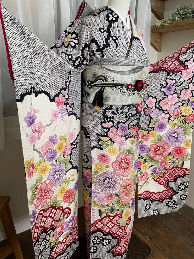 成人式　振袖フルセット　1112　正絹振袖　総絞り　黒　最終値下げ！