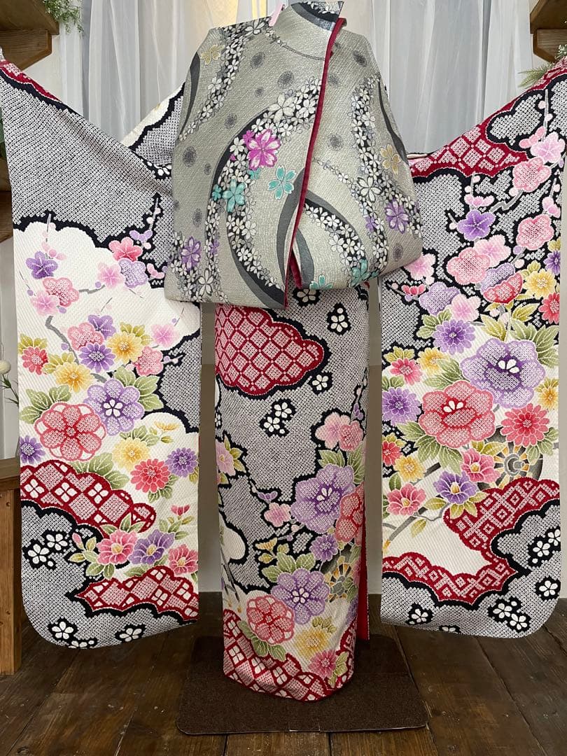 成人式　振袖フルセット　1112　正絹振袖　総絞り　黒　最終値下げ！