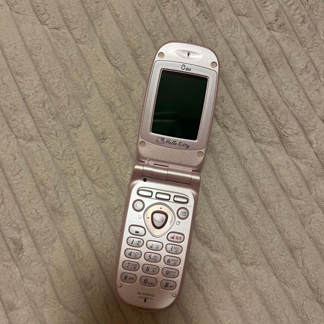 Hello Kitty cdma One 携帯電話本体