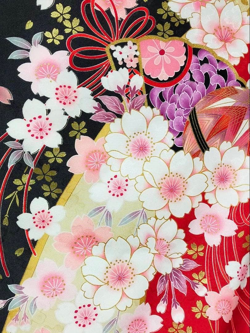 □七五三　女児振り袖着物　桜吹雪　手毬　金駒刺繍　襦袢半衿重ね衿付