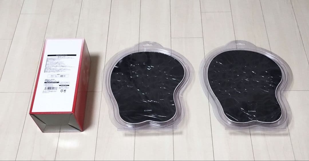 ホロライブ　沙花又クロヱ　おっぱいマウスパッド　タンブラー　3つセット