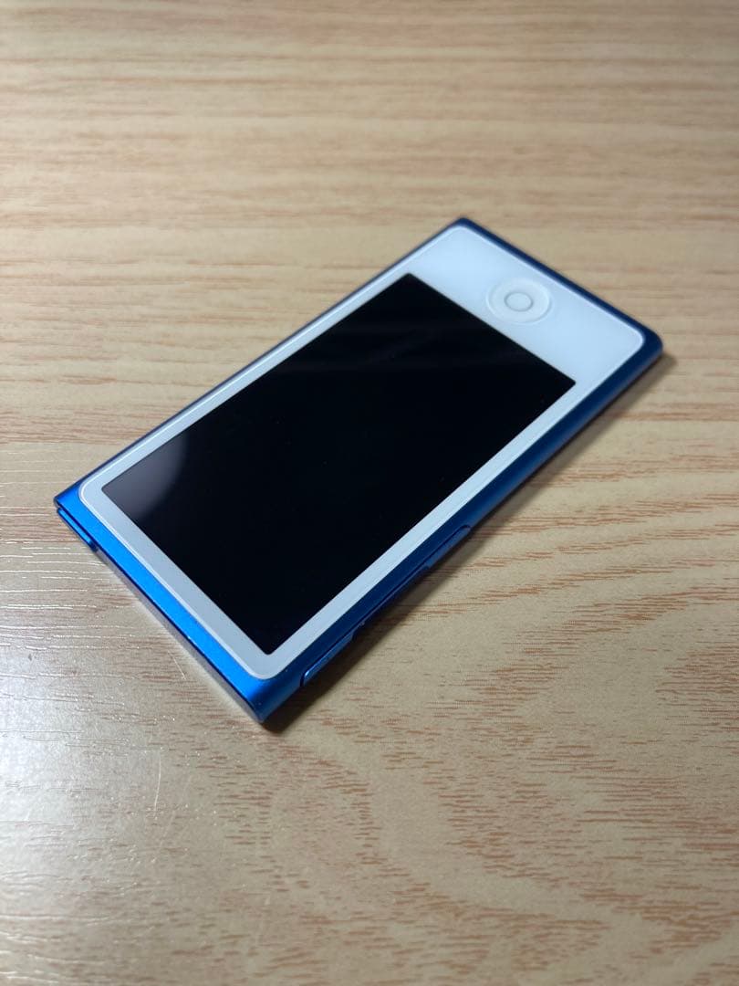♫ 美品 Apple iPod nano (第7世代) 後期16GB 青