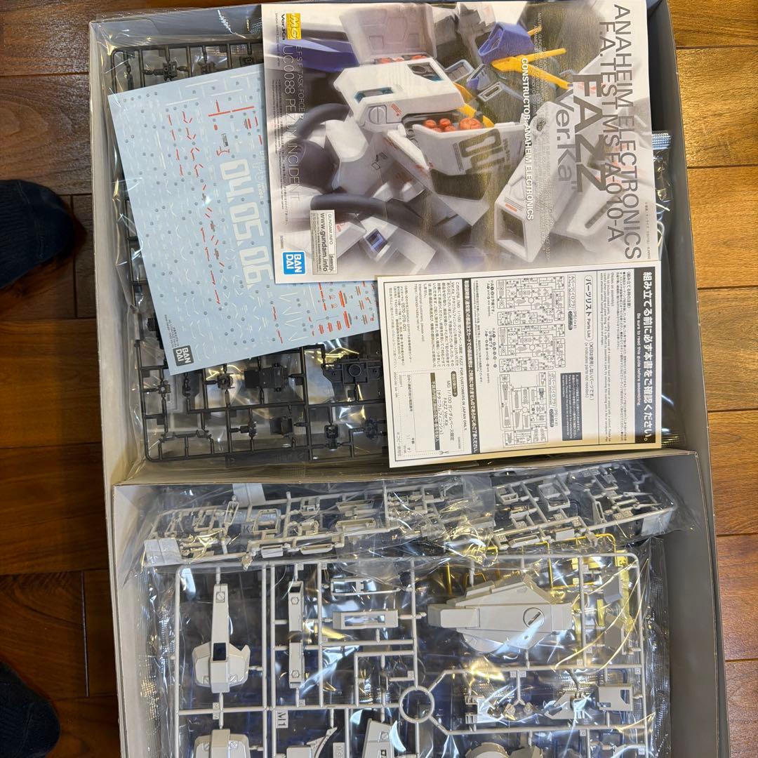 MG FAZZ ver.Ka チタニウムフィニッシュ　ガンダムベース限定