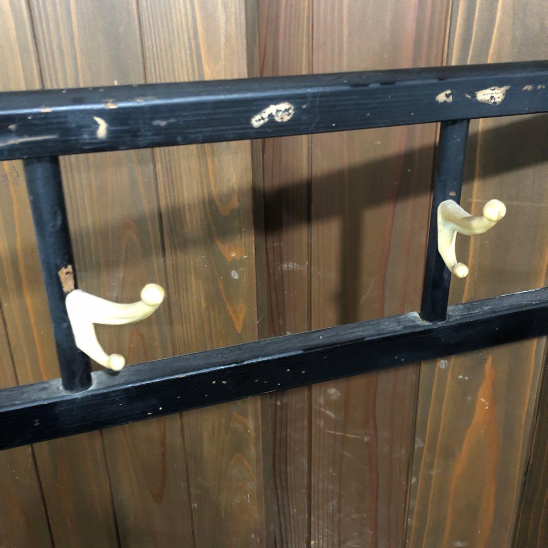 漆塗り衣桁 フック付きふ　衣紋掛　レトロ