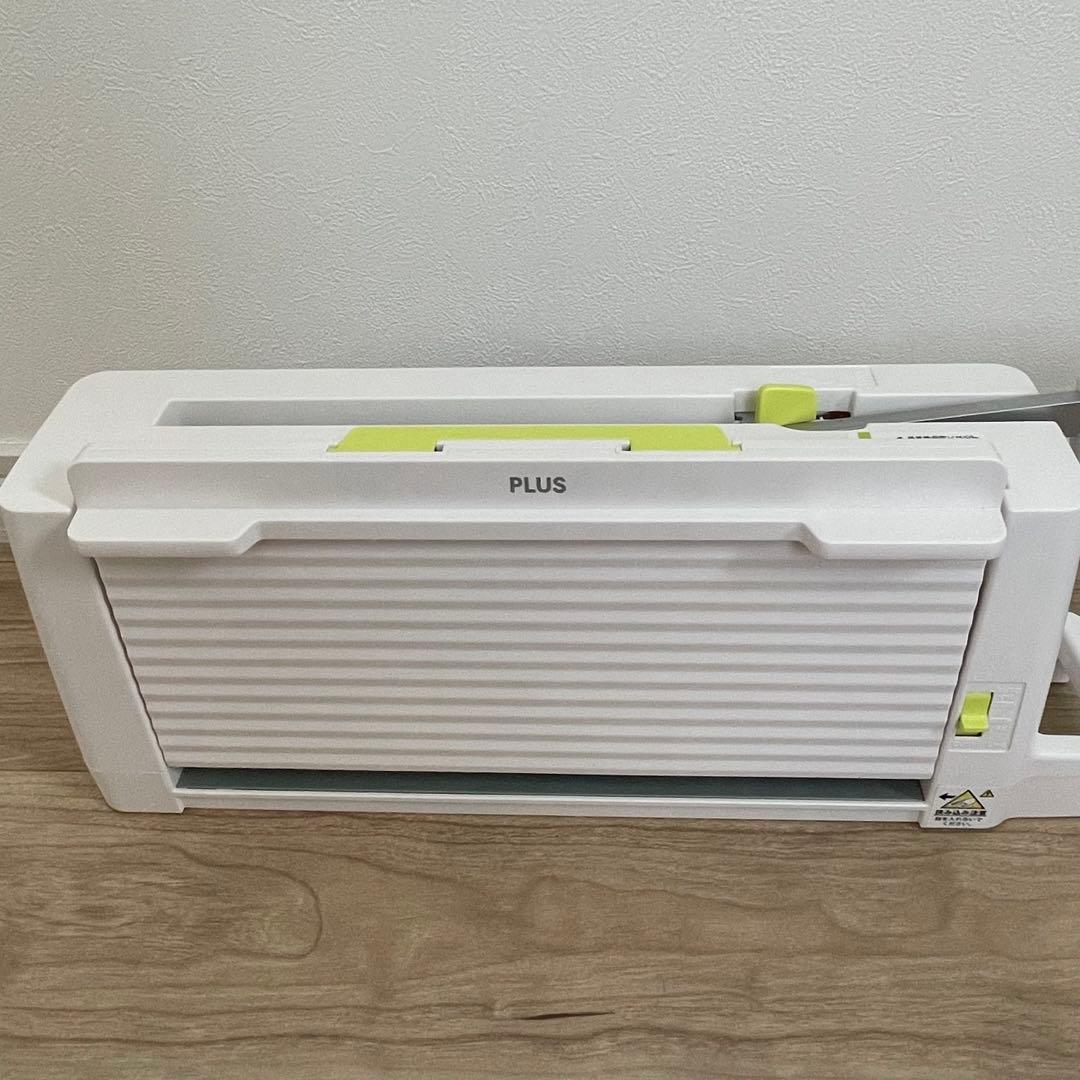 PLUS コンパクト　断裁機　 PK-213 プラス