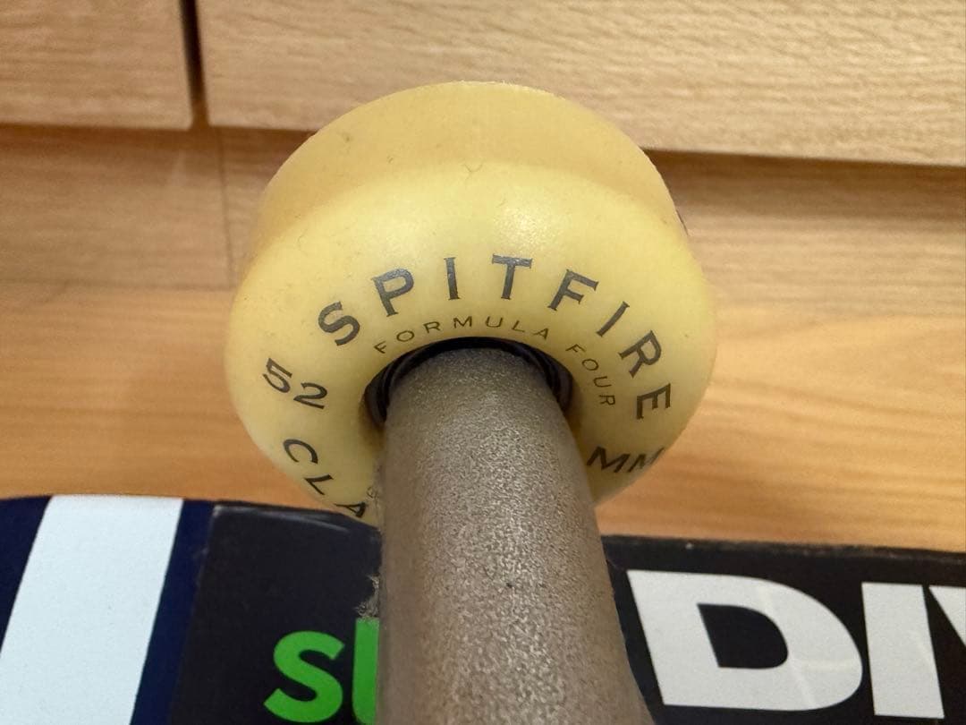 Supreme スケートボード スケボー　板