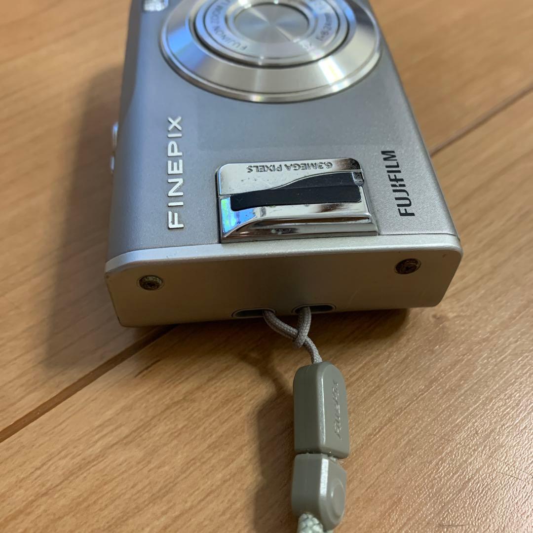 FUJIFILM FINEPIX F31fd デジタルカメラ 動作確認済