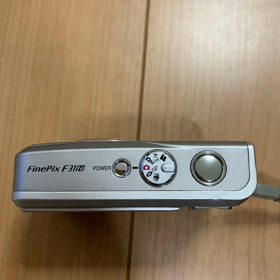 FUJIFILM FINEPIX F31fd デジタルカメラ 動作確認済