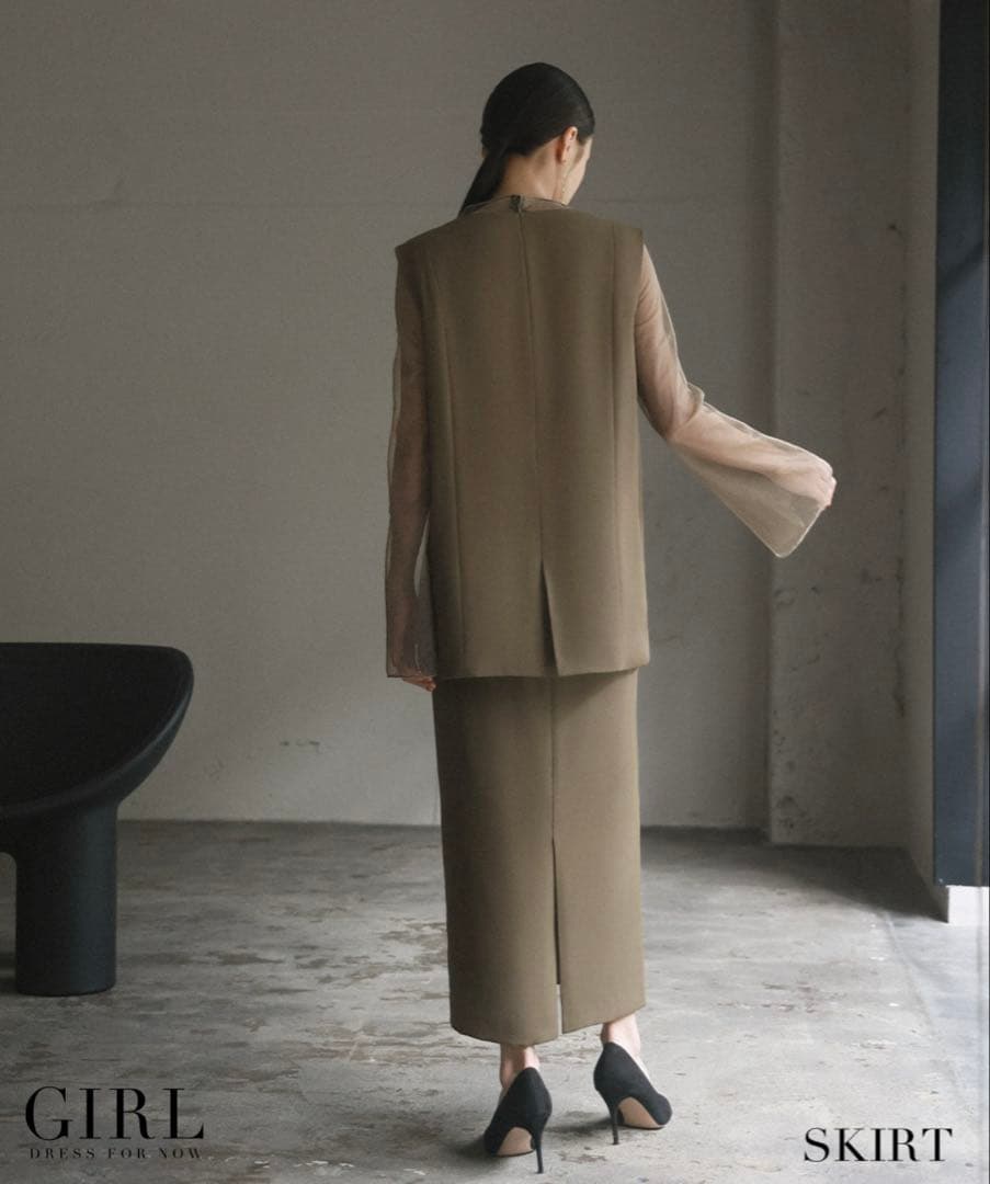 GIRL オケージョンドレス　チュールレイヤードトップス・タイトスカート　M