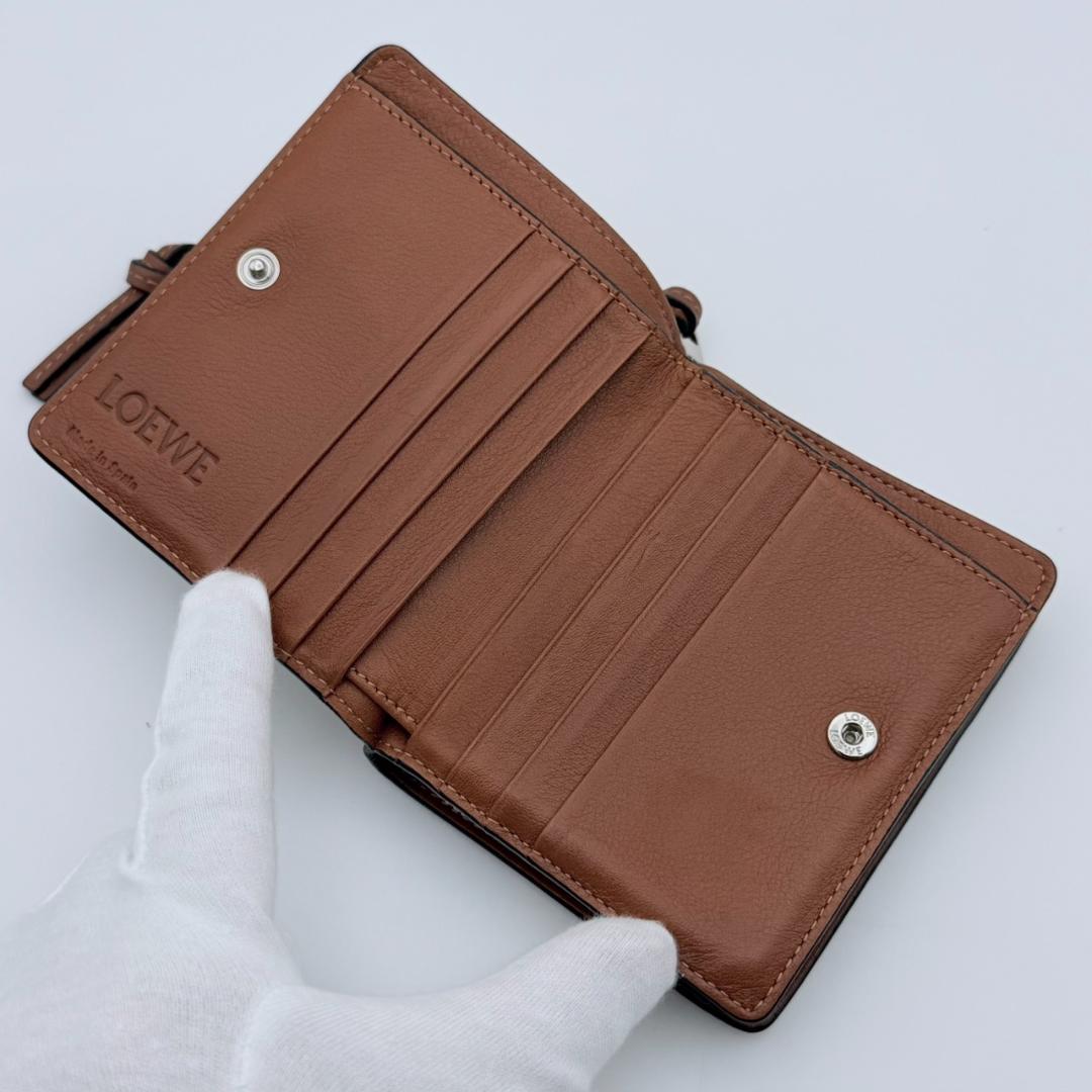 LOEWE ロエベ アナグラム コンパクト ジップウォレット ベージュ