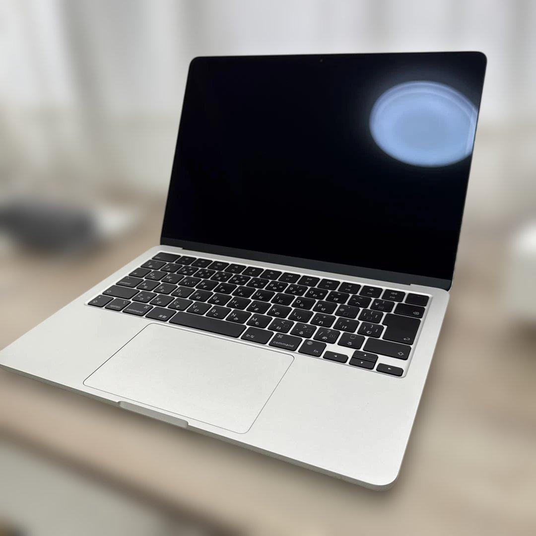 MacBook Air 本体 m2 シルバー 16GB 256GB
