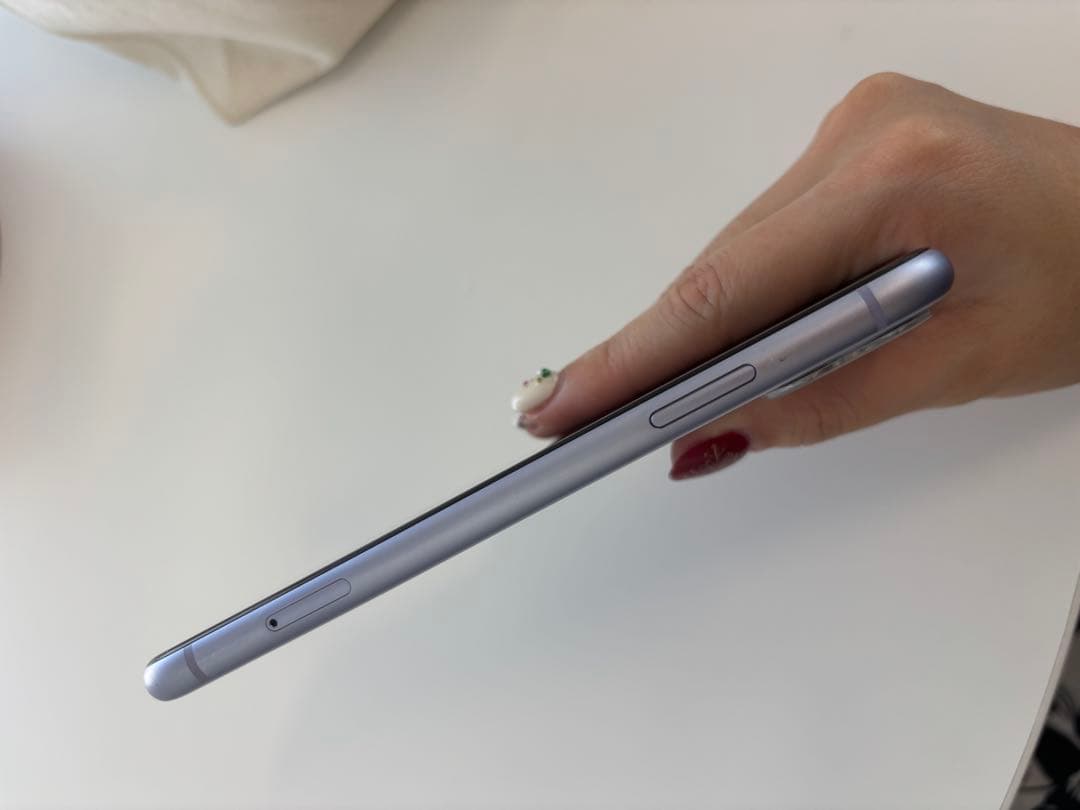 携帯電話本体 iPhone11 64gb