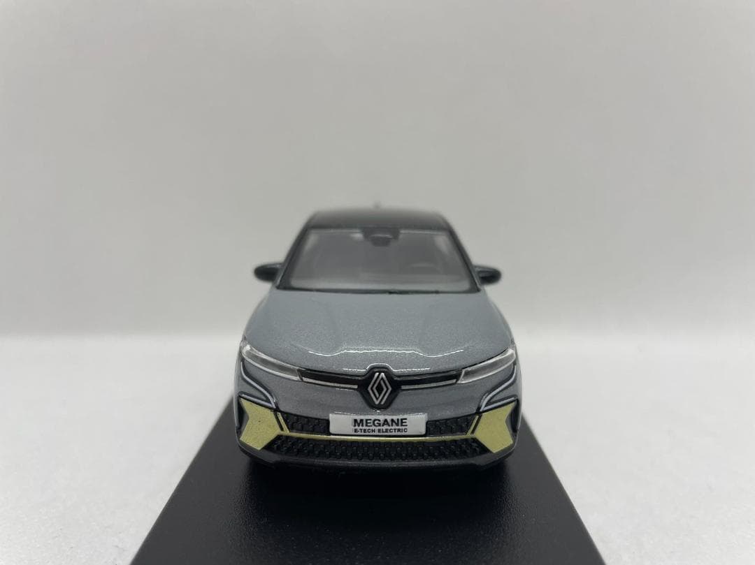 404-161 ノレブ 1/43 プジョー 5008 GT Black Pack