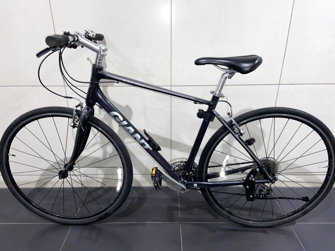 GIANT escape R3 クロスバイク　ジャイアント　エスケープrx自転車