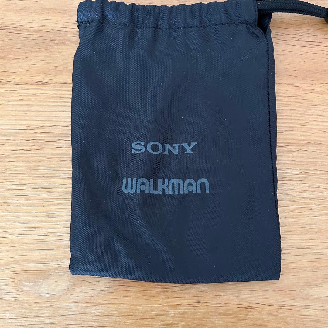 ポータブルプレーヤー SONY WM-EX677