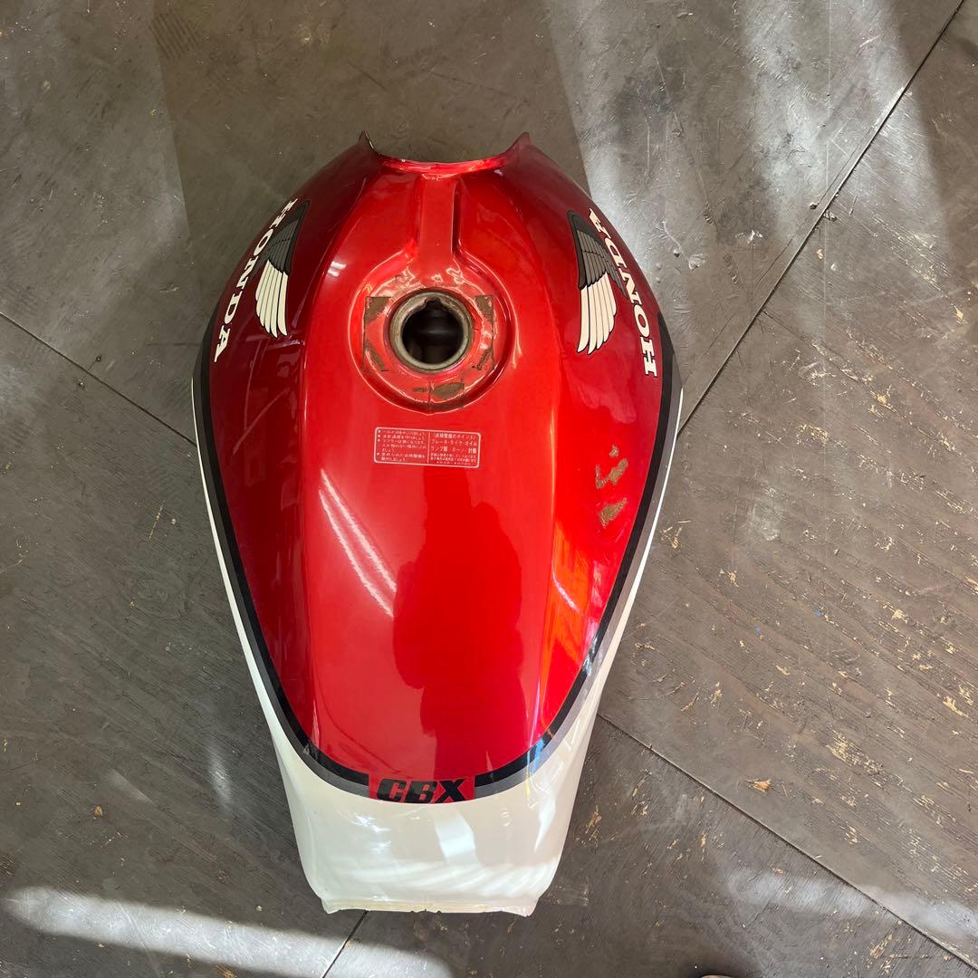② CBX400F HONDA ガソリンタンク 赤