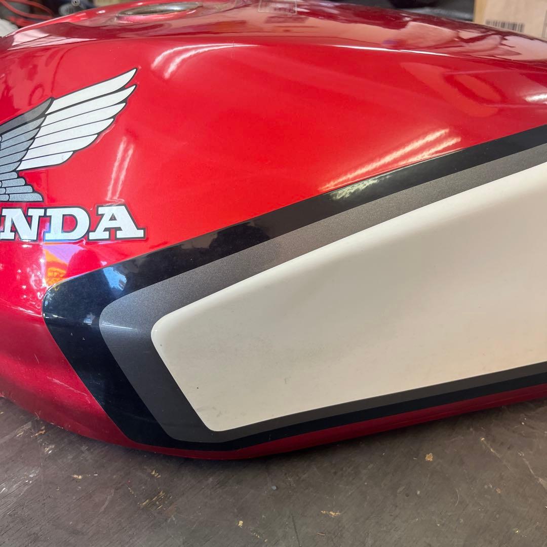 ② CBX400F HONDA ガソリンタンク 赤