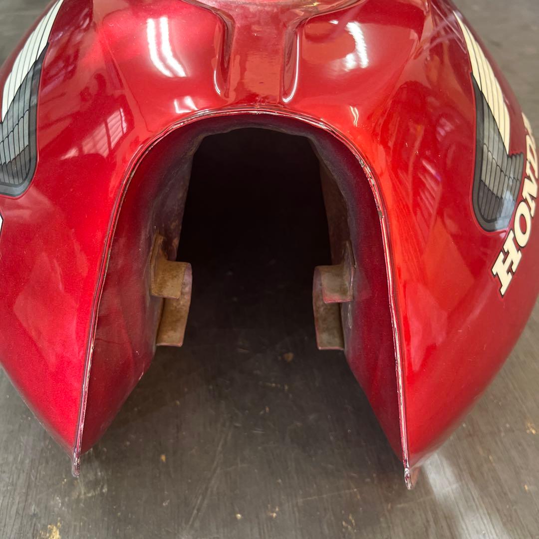 ② CBX400F HONDA ガソリンタンク 赤