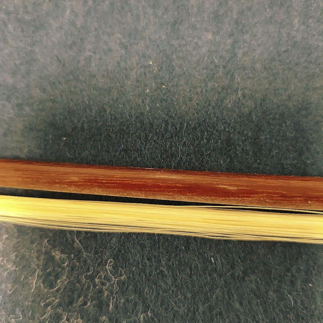 モダンバイオリン弓 4/4 オクタゴナル フェルナンブコ材 59g ドイツ