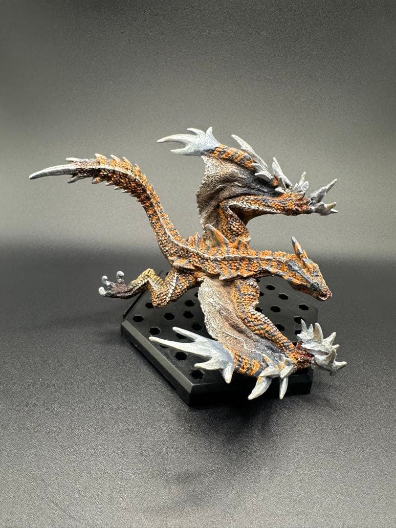 KIRINさん専用　モンスターハンター　フィギュア　雷轟竜&辿異種ティガレックス