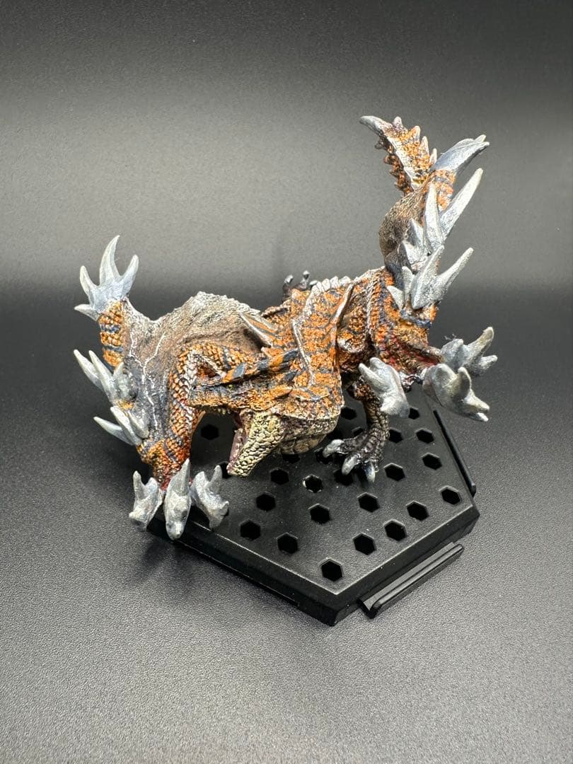 KIRINさん専用　モンスターハンター　フィギュア　雷轟竜&辿異種ティガレックス
