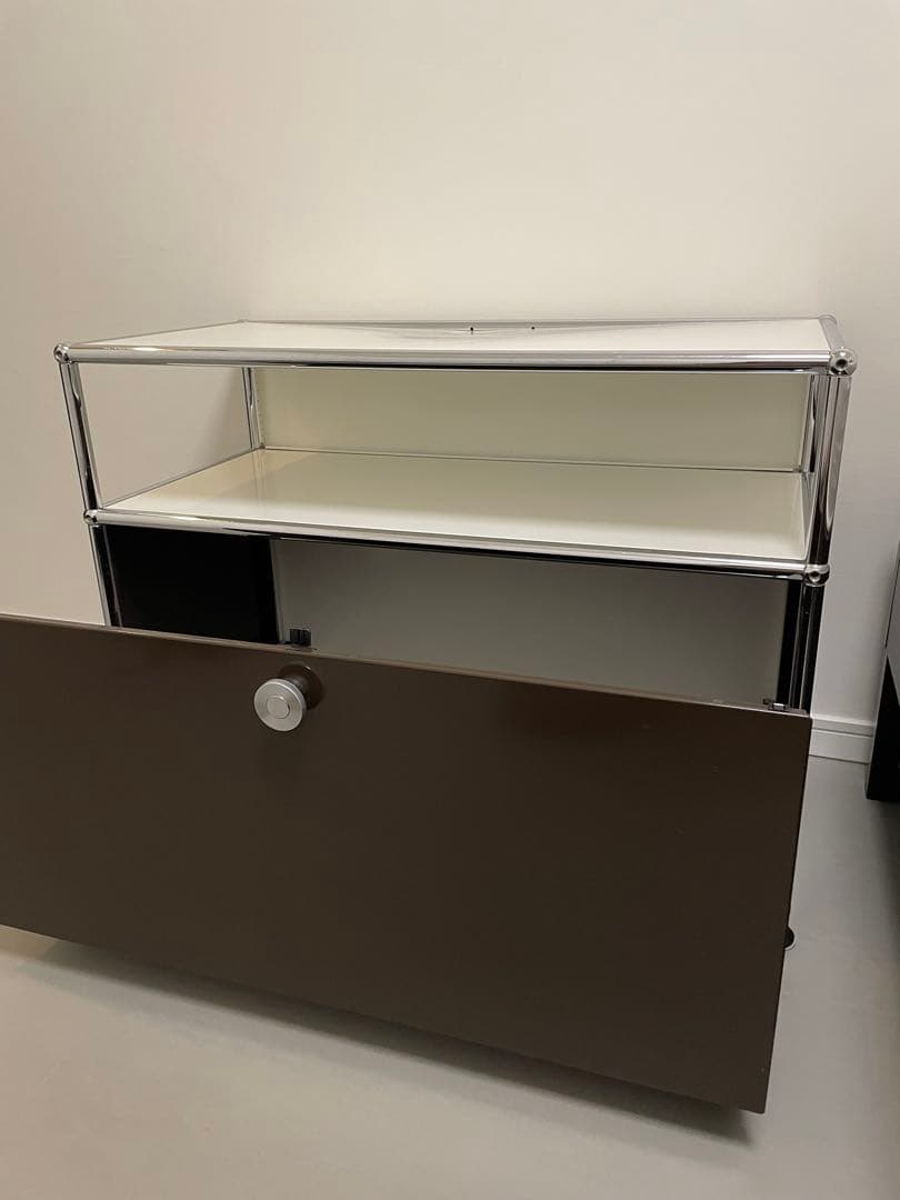 USM ハラー　2段キャビネット　サイドボード