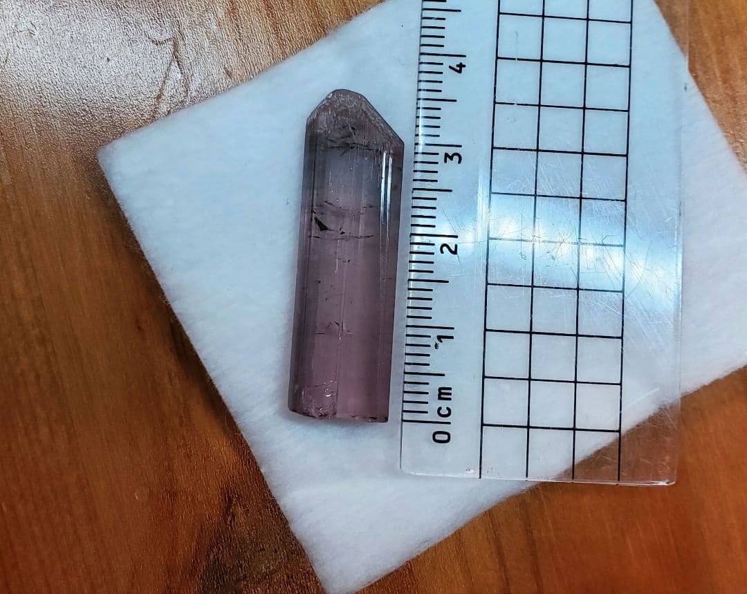 アフガニスタン産　リチア電気石　バイカラートルマリン