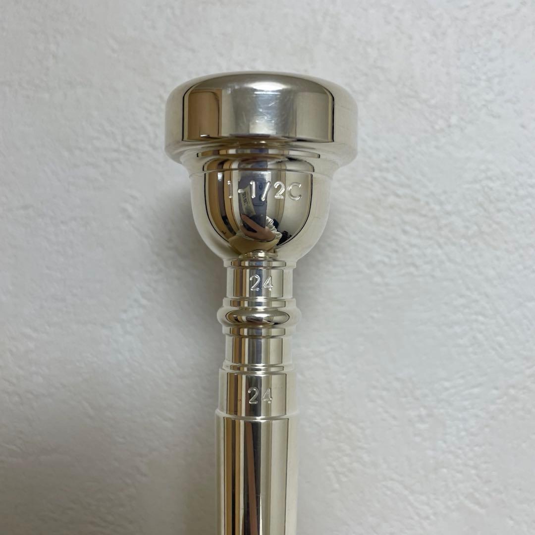 BACH トランペットマウスピース シンフォニックモデル 1-1/2C