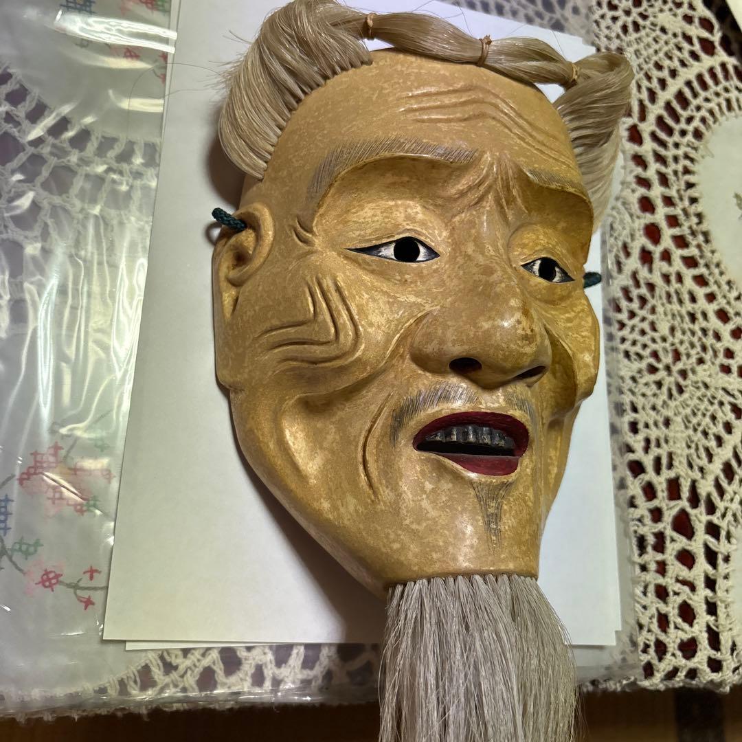 能面 木製 伝統的デザイン