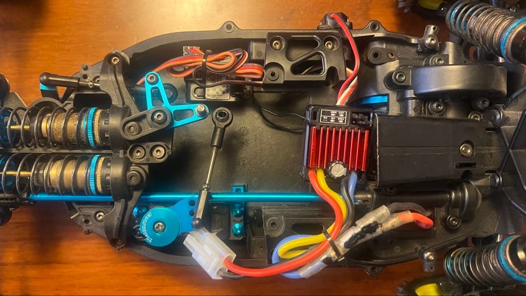 タミヤ　スーパーアバンテ(TD4シャーシ)