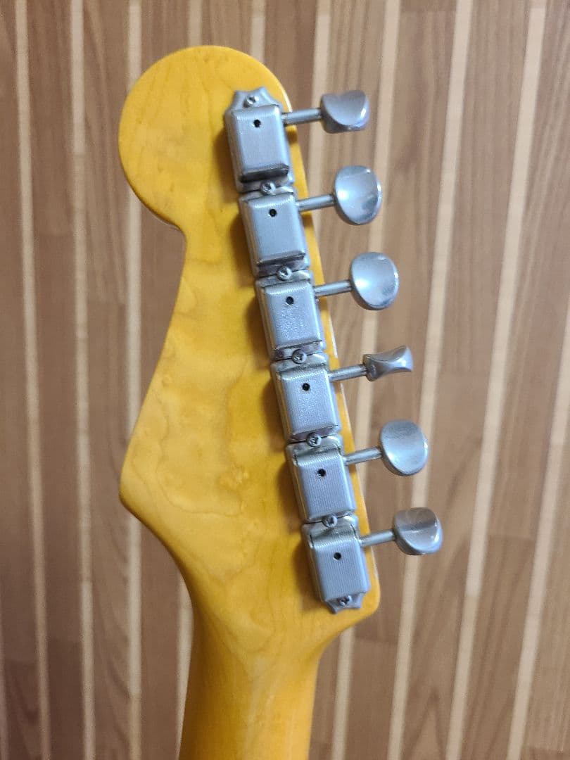 Eシリアル Fender Japan　ST57　1984〜1987年製