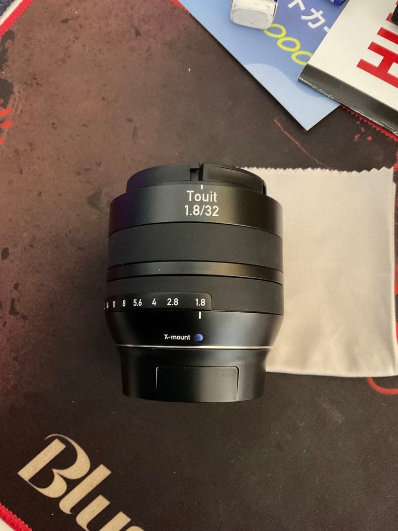 Zeiss Touit 1.8/32mm Xマウント for FUJIFILM