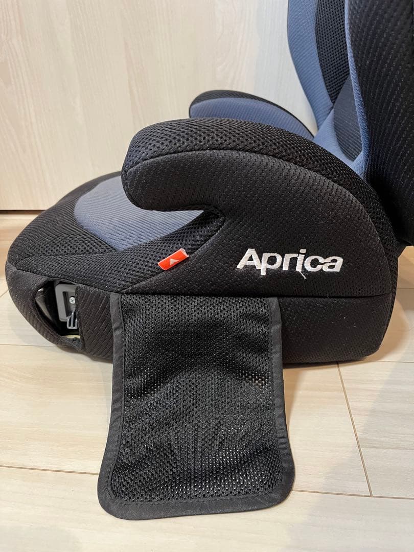 【最終価格】美品Apricaジュニアシート エアライド ブラックグレー