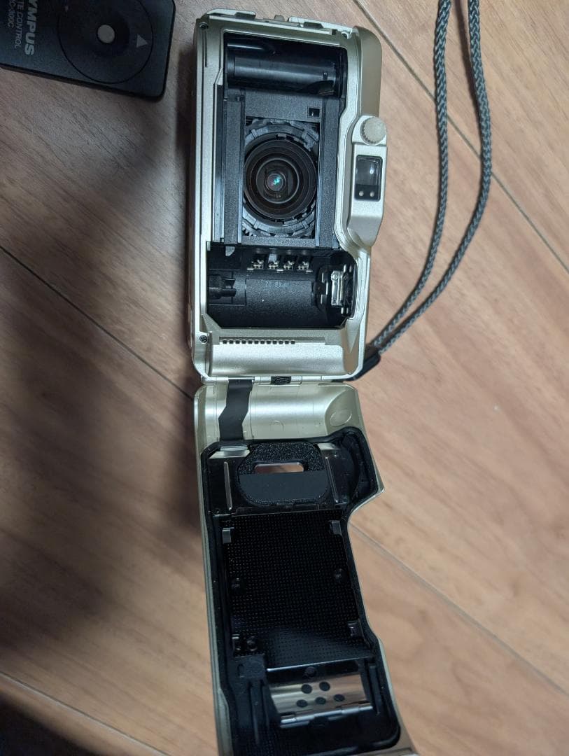 OLYMPUS μ[mju:]-III 135 コンパクトフィルムカメラ