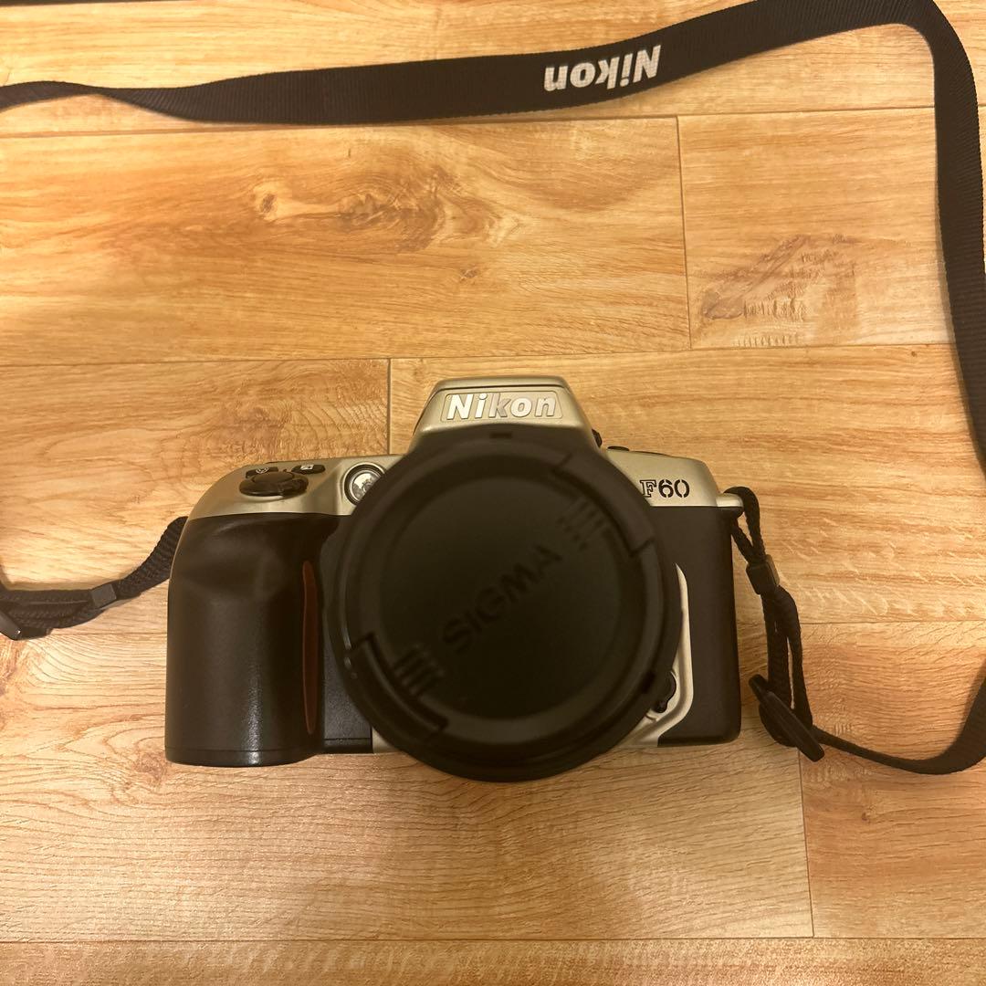 Nikon F60 SIGMA 望遠レンズ　ケース付　ニコン　カメラ