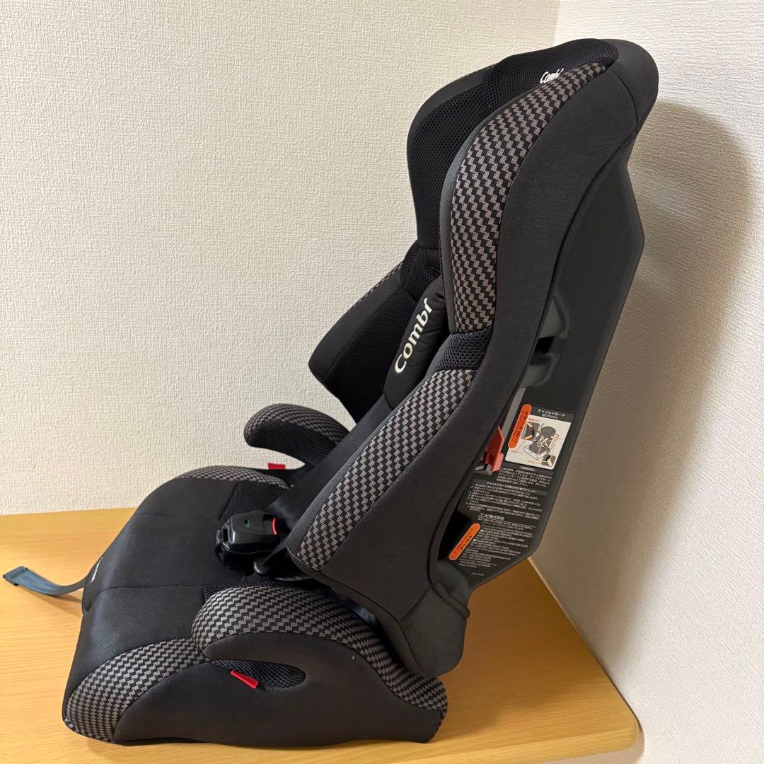 コンビ ジョイトリップ エアスルー GG EN ブラック ジュニアシート